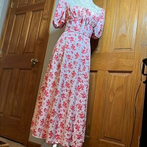 Milk Maid Style red flower print maxi dress. No strech zip up back